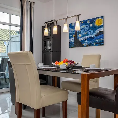 Stoertebekerstrasse 7g, 8 